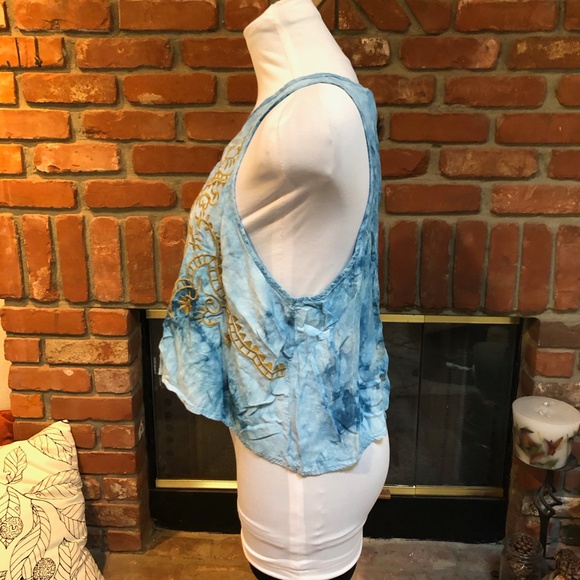 Tied Dye Embroidered Cropped BoHo Hipped Tank Top - Picture 7 of 8
